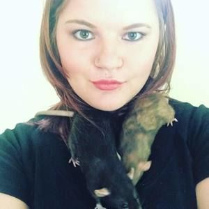 Meet your Posher, Alina